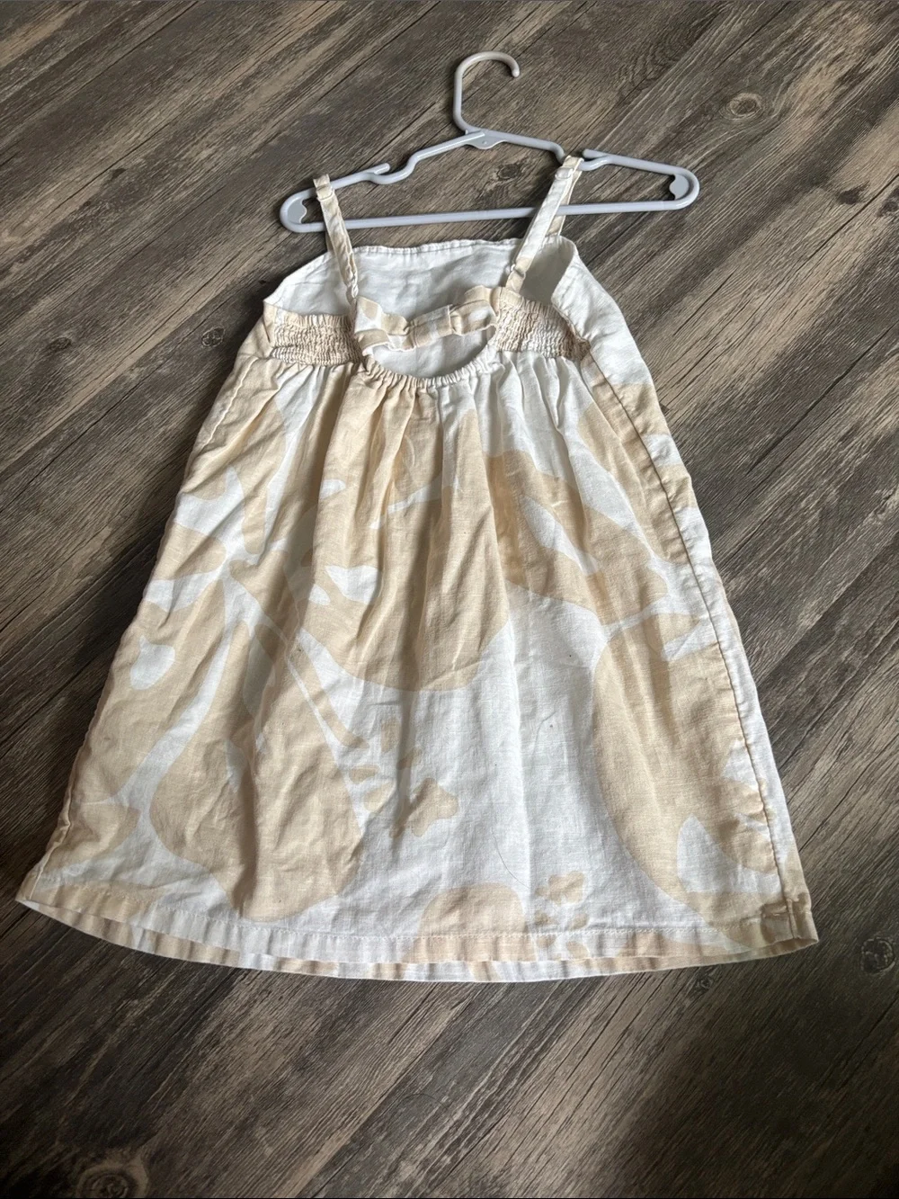 GAP lightweight beige